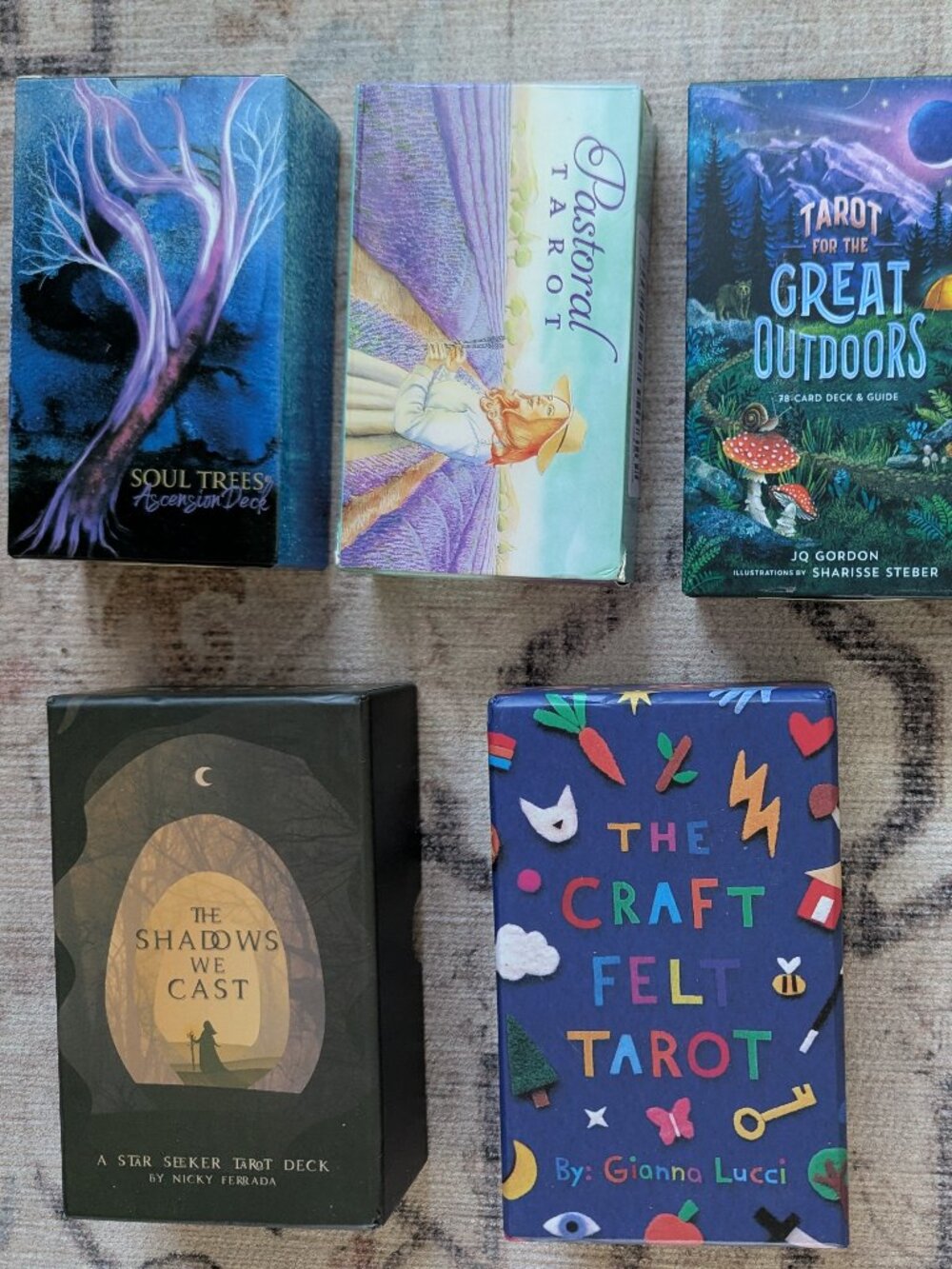 Tarot and oracle deck lot